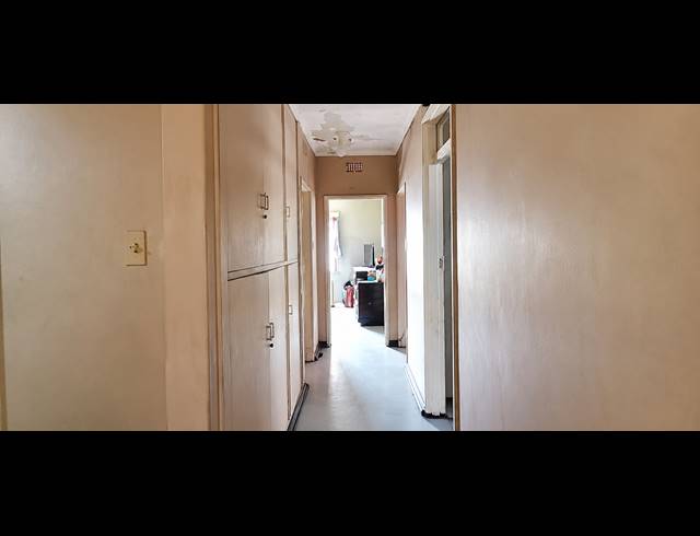 3 BEDROOM HOUSE FOR SALE IN VANDERBIJLPARK CE 3